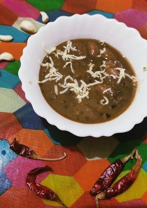 A picture of Dal makhani.