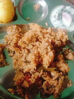 காளான் பிரியாணி(mushroom biryani recipe in tamil) செய்முறை முக்கிய புகைப்படம்