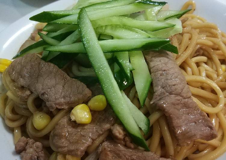 牛肉片炒麵