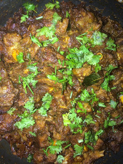 மட்டன் பெப்பர் கீ ரோஸ்ட் (Mutton peper ghee roast recipe in tamil) செய்முறை முக்கிய புகைப்படம்
