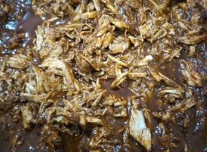 Una foto de Pierna de cerdo en adobo