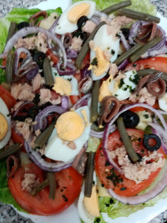 Una foto de Ensalada a la niçoise