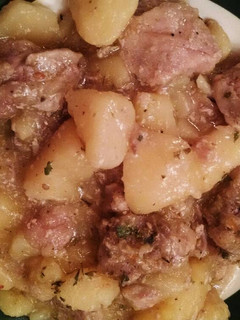 A picture of Crock Pot Pork and Potatoes.