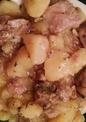 A picture of Crock Pot Pork and Potatoes.