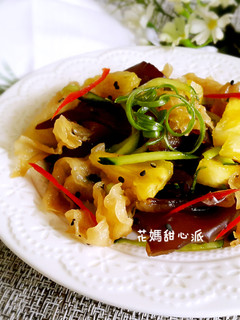 鳳梨涼拌雙耳 的食譜成品照片