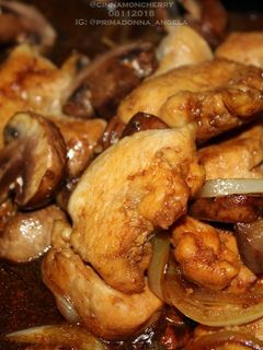 A picture of Chicken and Mushroom Stir-Fry.