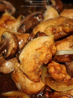 A picture of Chicken and Mushroom Stir-Fry.