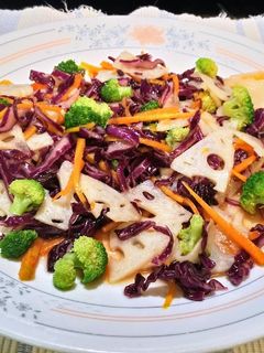 糖醋涼拌紫高麗菜藕片沙拉 的食譜成品照片