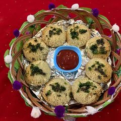 A picture of Multigrain idli.