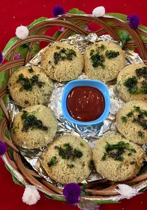 A picture of Multigrain idli.