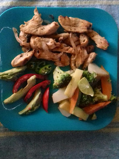 Una foto de Pechuga con Vegetales