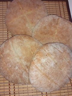 Una foto de Pan marroquí en el horno🍞