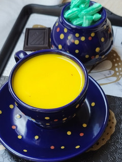 عکسی از دستور شیرزعفران عسلی