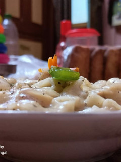 হোয়াইট সস চিকেন পাস্তা (White sauce chicken pasta recipe in Bengali) রেসিপির প্রধান ছবি