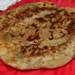 A picture of Punjabi Chini ka Parantha.