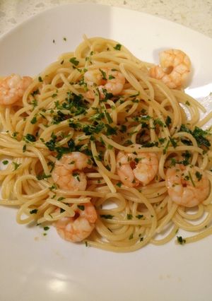 A picture of Prawn and prosecco spaghetti.