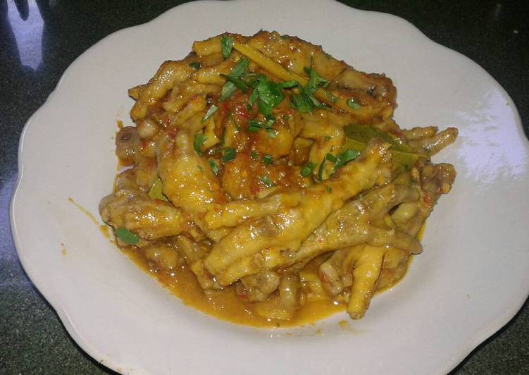 Ceker pedas super empuk