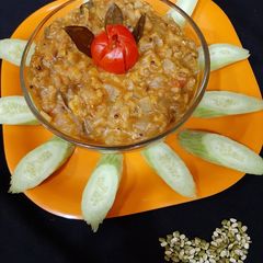 A picture of Lauki daal.