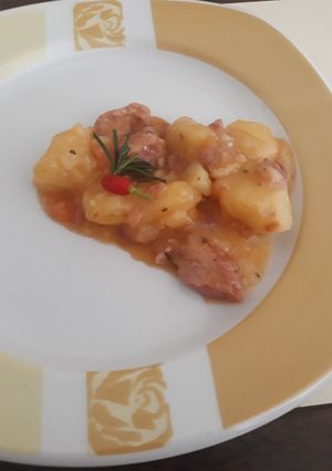 Foto de Fruta Pão com Costelinha Salgada