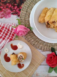 Foto resep Ayam Gulung Sosis. Chicken Gordon Blue