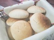 Una foto de pan amasado