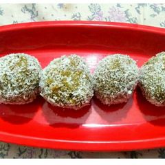 A picture of Paan ladoo.