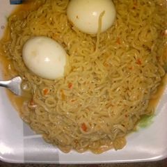 A picture of Noodles.