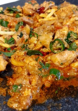 A picture of Chicken karahi.
