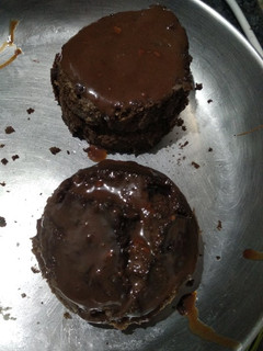 சாக்லேட் கப் கேக்(chocolate cup cake recipe in tamil) செய்முறை முக்கிய புகைப்படம்