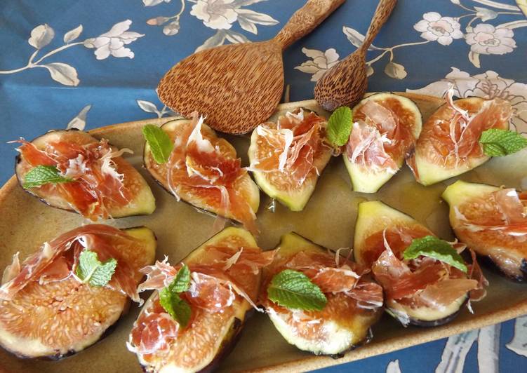 Brevas con jamón ibérico y hierbabuena