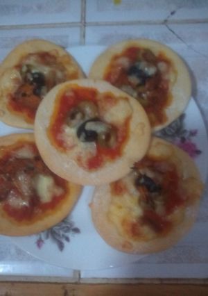 صورة لوصفة ميني بيتزا 🍕🍕🍕