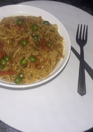 A picture of Spicy maggi.