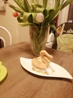 Képviselő fánk hattyú recept fotója