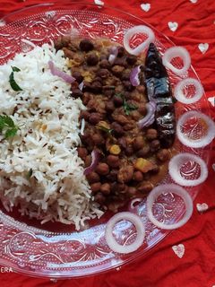 કાળા -ચણા કરી વિથ જીરા રાઈસ Kala Chana Curry with Jeera Rice recepie in Gujarati રેસીપી મુખ્ય ફોટો