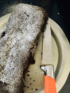A picture of Biscuit cake.