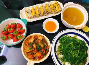 Hình của món Ba chỉ rang mắm tép.