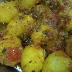 A picture of Dum aaloo.