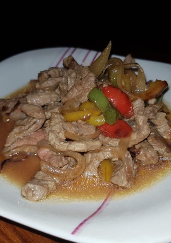 Una foto de Ternera con pimientos
