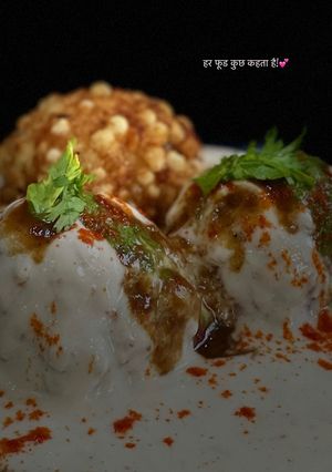 સાબુદાણાના ફરાળી દહીંવડા (Sabudana Farali Dahivada Recipe In Gujarati) રેસીપી મુખ્ય ફોટો