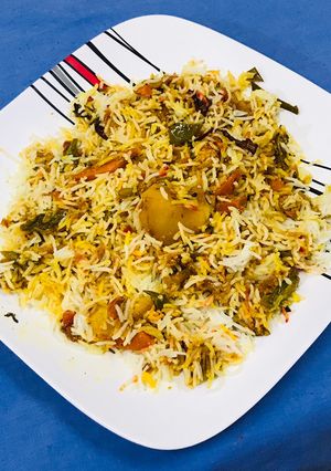 A picture of Restaurant style veg biryani !!!!.