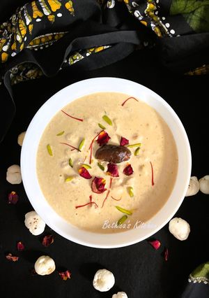 A picture of Makhana Dates Kheer.