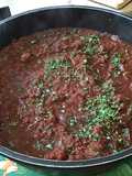 Dahl de lentilles jaunes aux carottes violettes, tomates et courgette