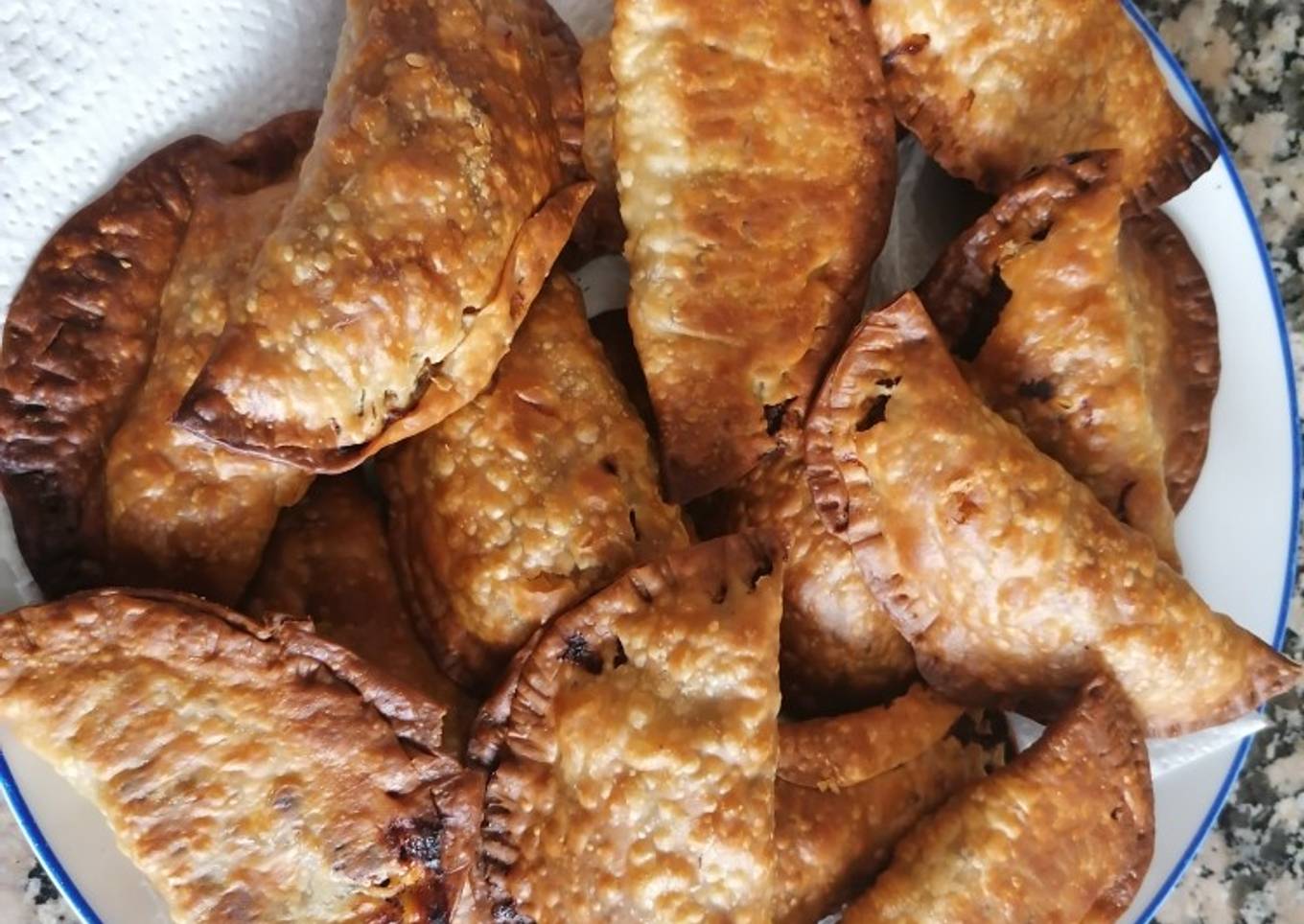 Empanadillas de carne picada estilo argentino