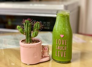 Hình của món Green smoothie ~ sinh tố xanh.