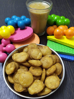 सौंफ नमकीन स्नैक्स (saunf namkeen snacks recipe in Hindi) रेसिपी मुख्य फोटो