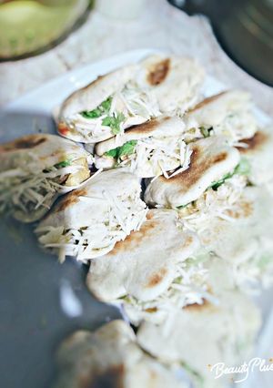 صورة لوصفة بطبوط شكل وردة 🌸