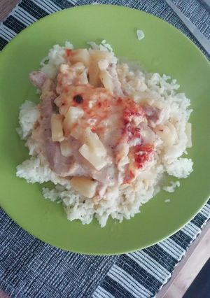 Tejszínes-sajtos-ananászos pulyka recept fotója