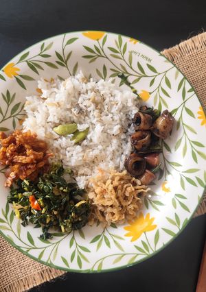 Foto resep Nasi Liwetan Sunda - Cumi Hitam