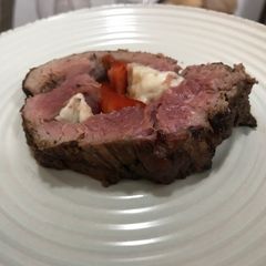 A picture of Stuffed Beef Tenderloin.