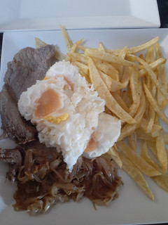 Una foto de Bistec a lo pobre